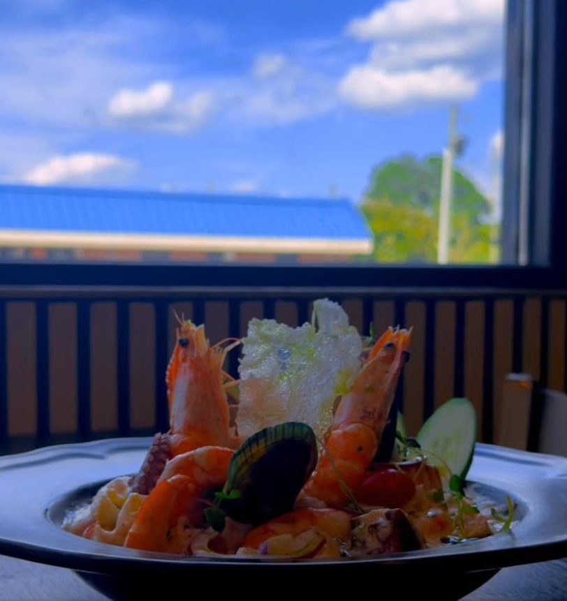 Shrimp and seafood plate served at Bahía